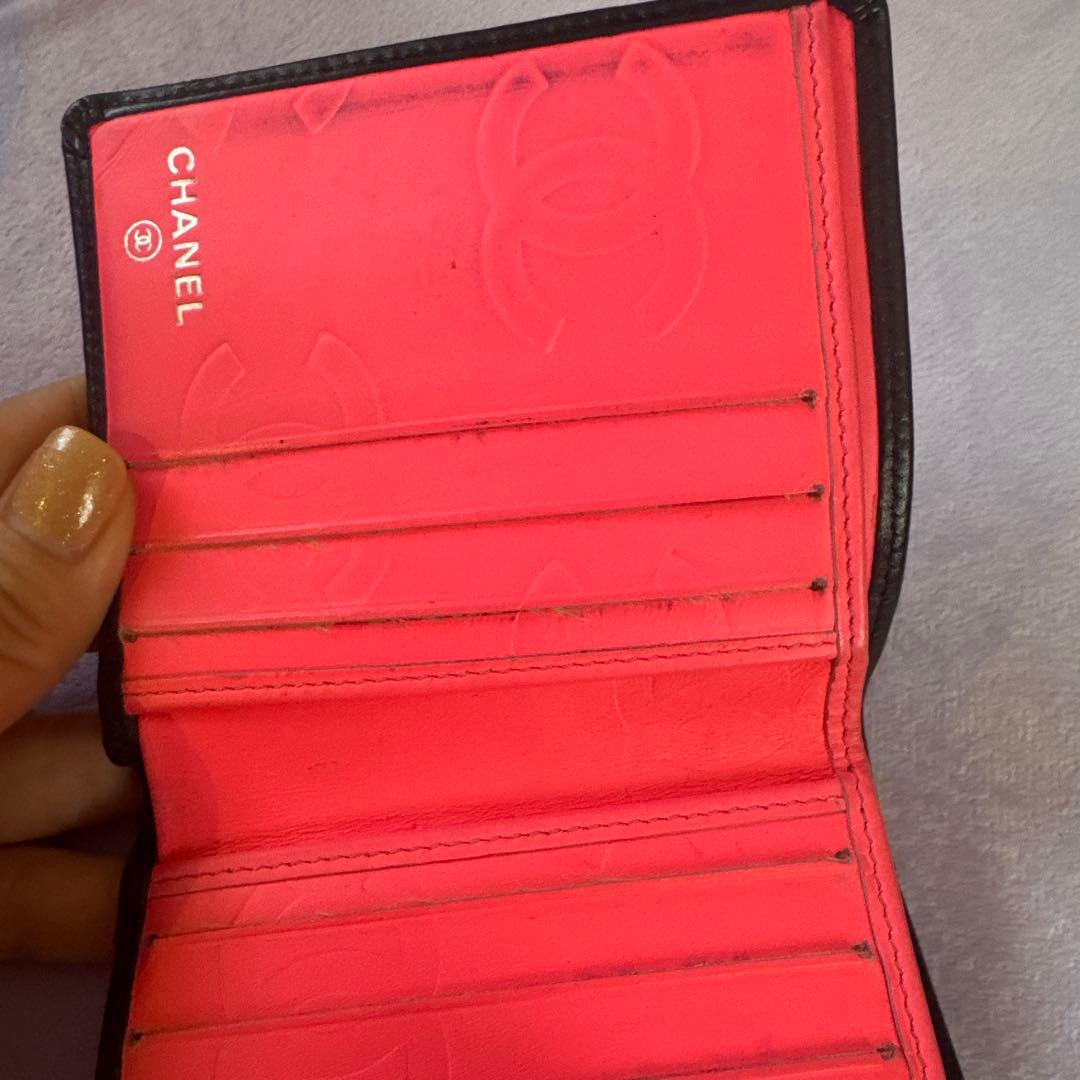 CHANEL キルティング 二つ折り財布 黒