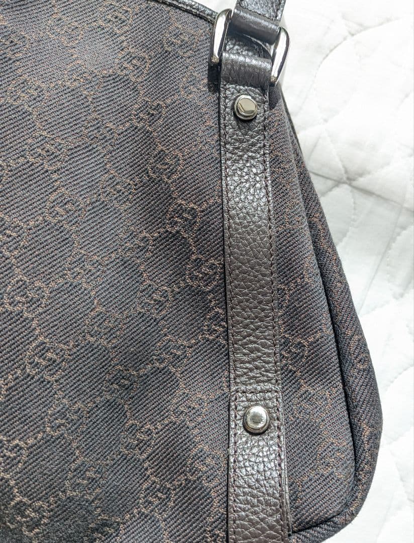 GUCCI GG柄ダークグレー トートバッグ　 袋 取り扱いガイド付き