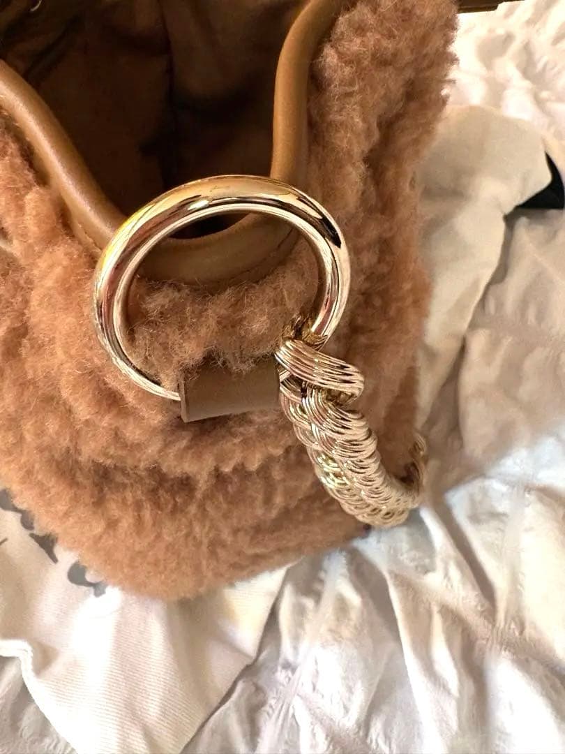 MaxMara テディベア巾着型ショルダーバッグ