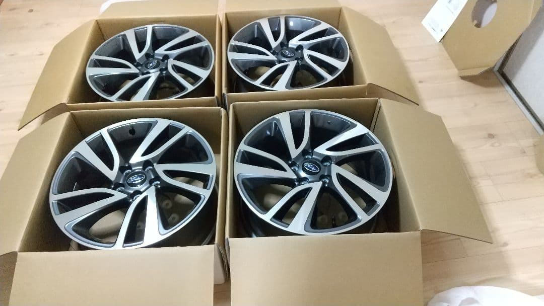 18インチ レヴォーグVM用純正アルミホイール 2個 2/2