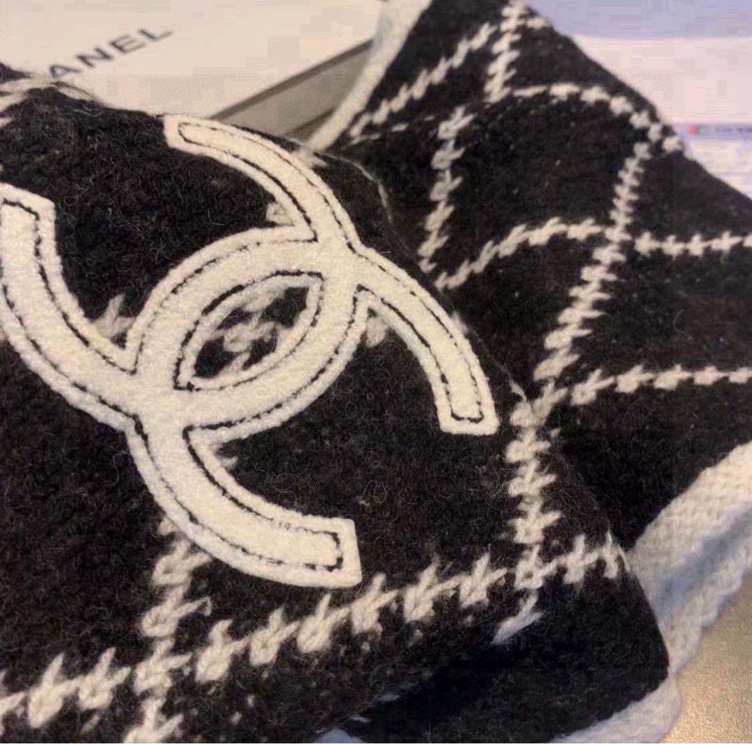 CHANEL チェック柄マフラー ブラック/ホワイト