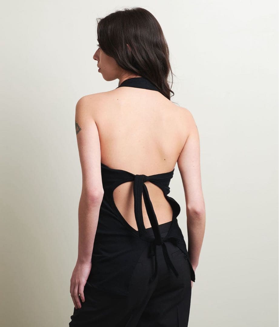 ＜ATTISESSION＞バックタイ ホルターネック トップス