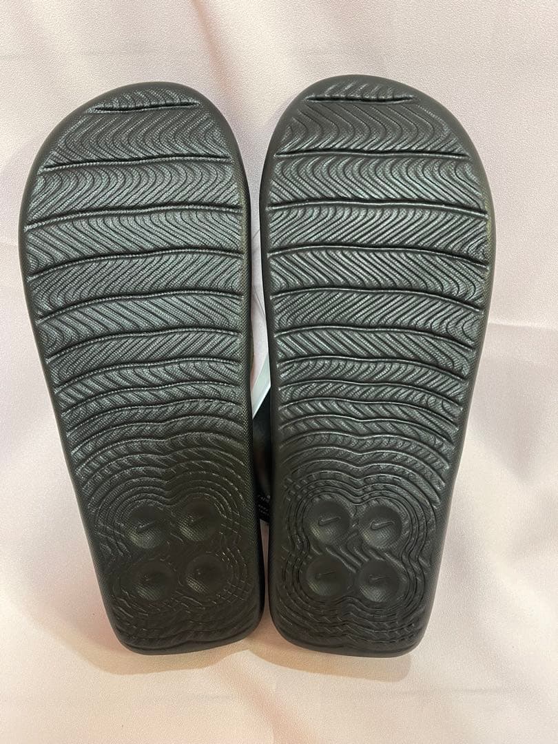 ナイキエア マックスシロ　メンズ スライド　27㎝