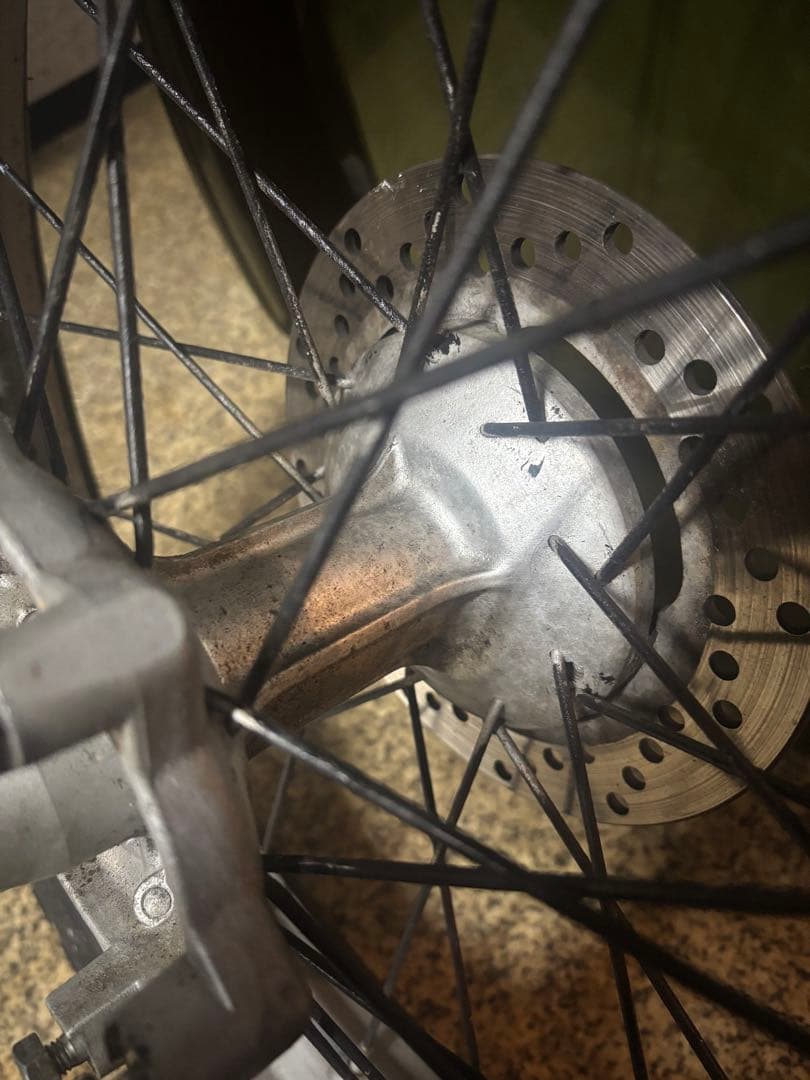 セロー225 リアホイール