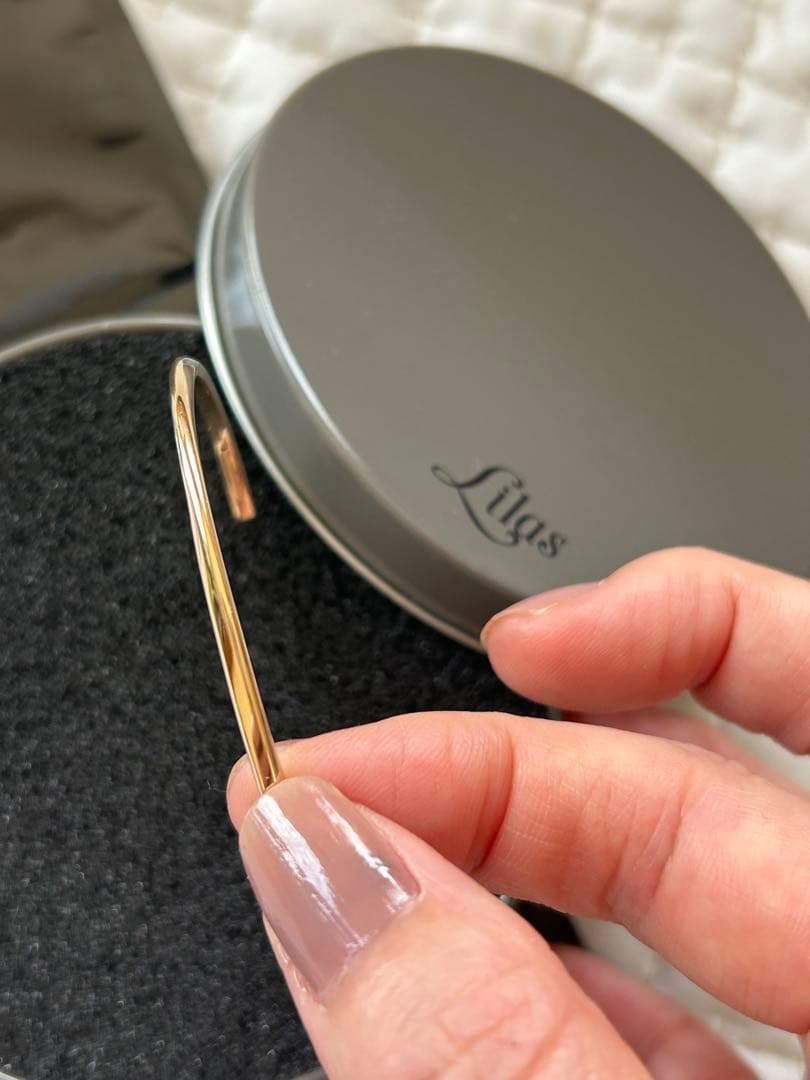 ✳︎✴︎Lilas 2.5パイプC型バングル K10✴︎✳︎美品