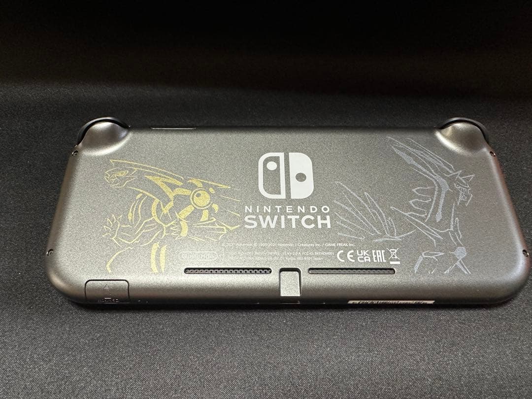 Nintendo Switch Lite ポケモンデザイン　スイッチライト　本体