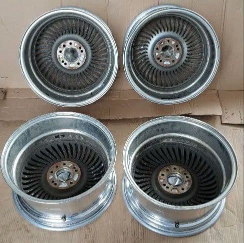 CARVING17インチ7J PCD114.3 4穴/5穴4本