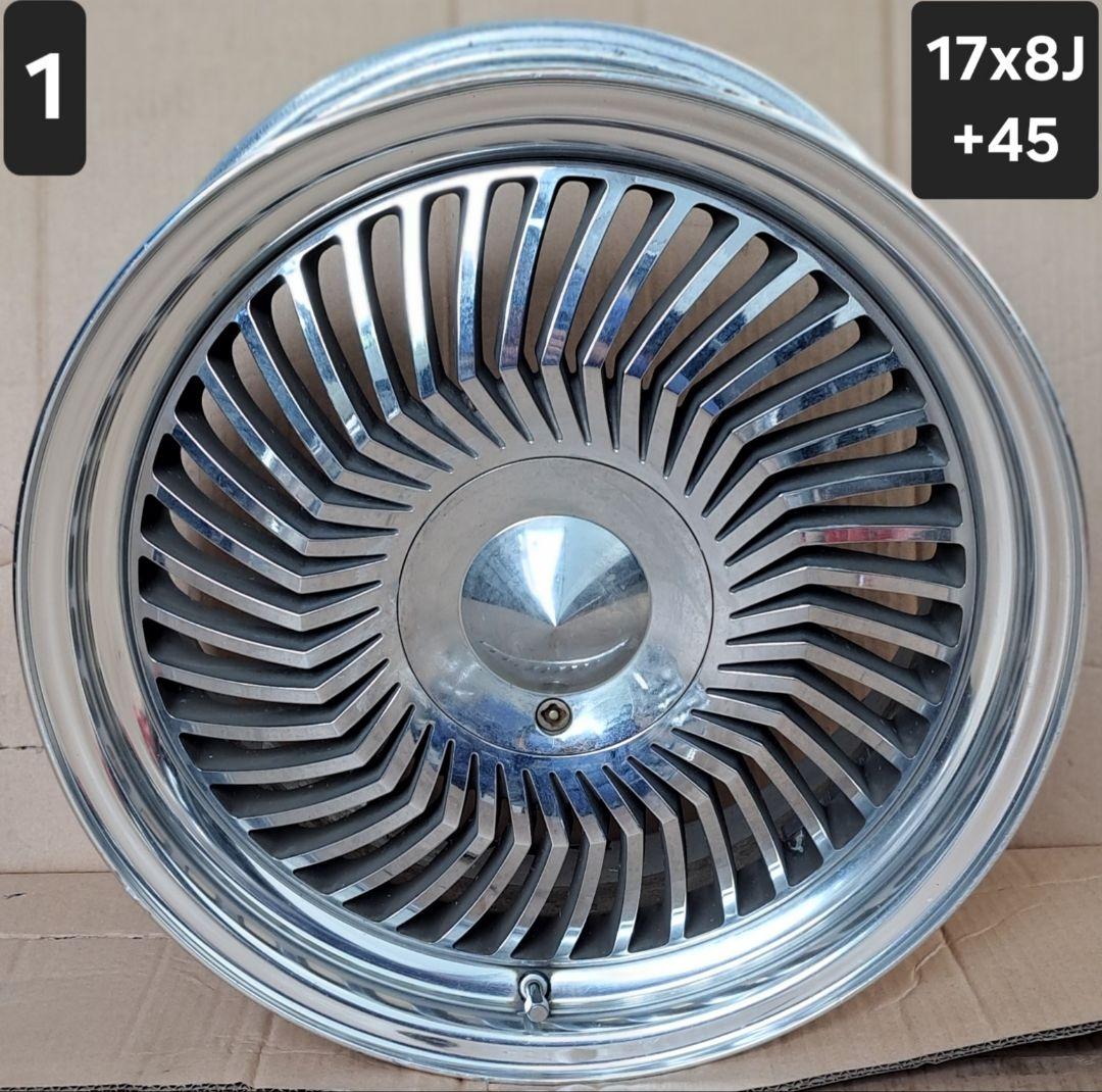 CARVING17インチ7J PCD114.3 4穴/5穴4本