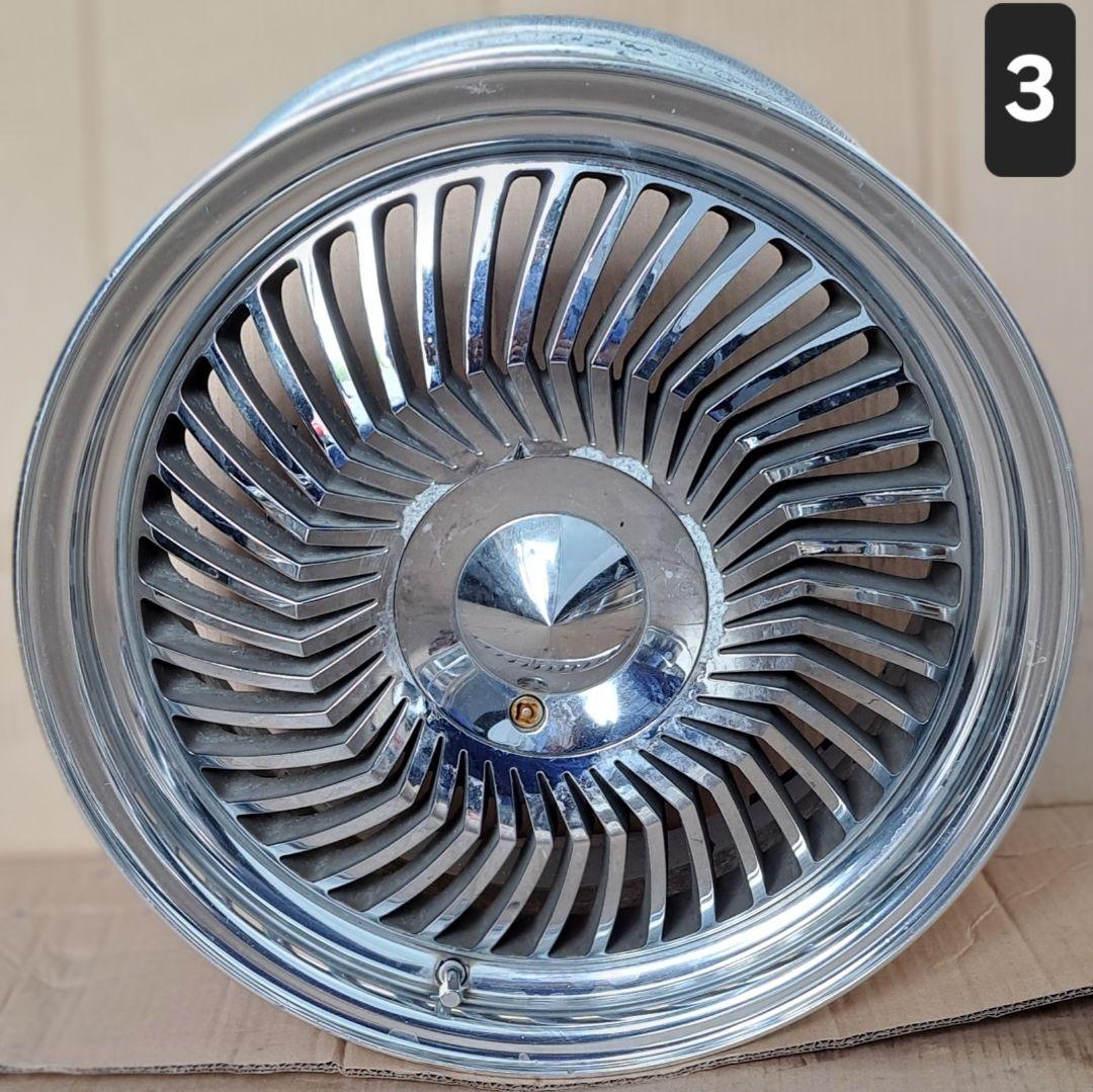 CARVING17インチ7J PCD114.3 4穴/5穴4本