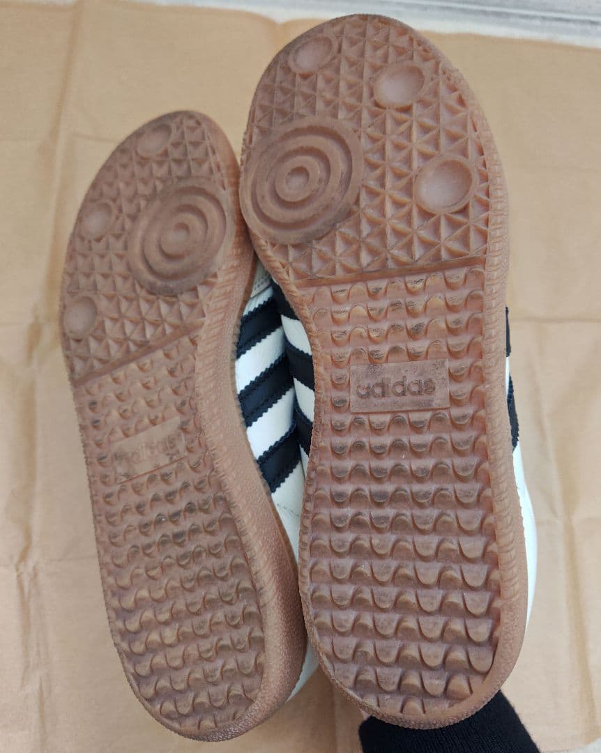 アディダス　オリジナルズ　サンバ　OG　24.0　ベージュ