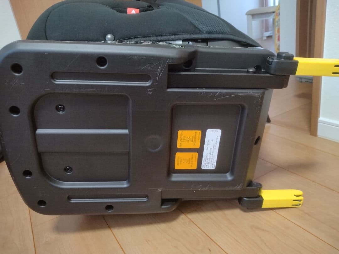 ハッピースマイル　Aprica 車用チャイルドシート