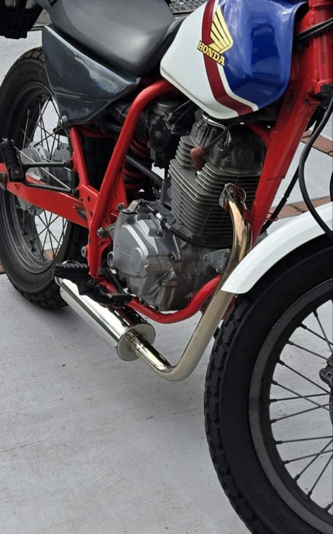 ホンダ　FTR223 マフラー