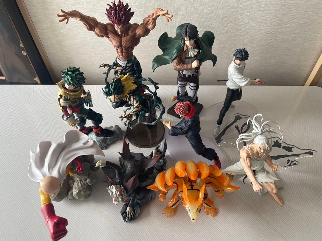 アニメキャラ　フィギュア　10点セット