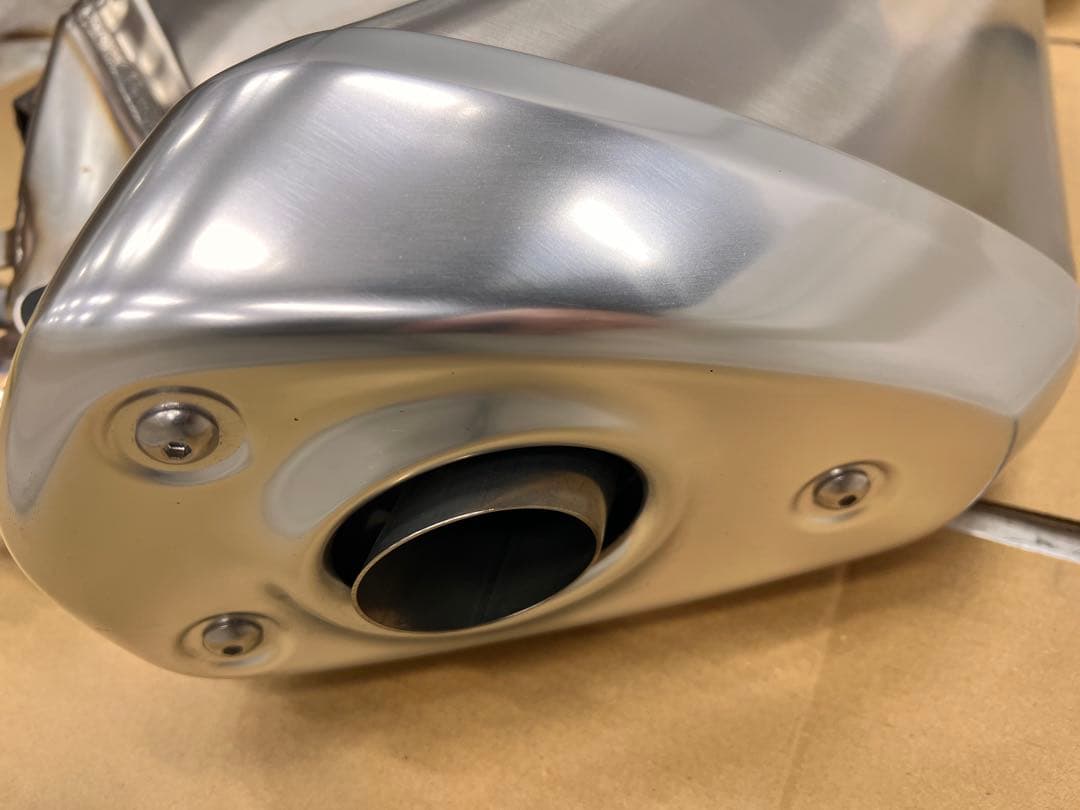 GSX1300R ハヤブサ 純正 サイレンサー マフラー ヒートガード 付属
