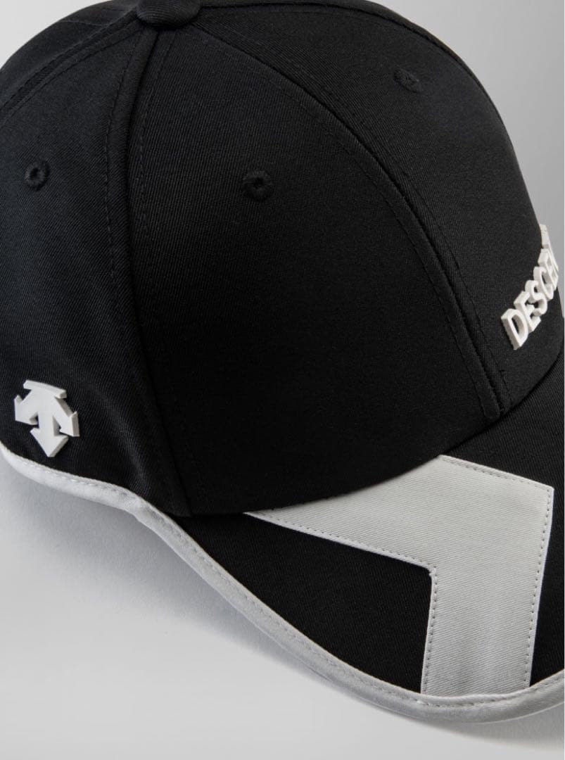 デサントゴルフ　全身コーディネート3点セット　トップス　スカート　帽子