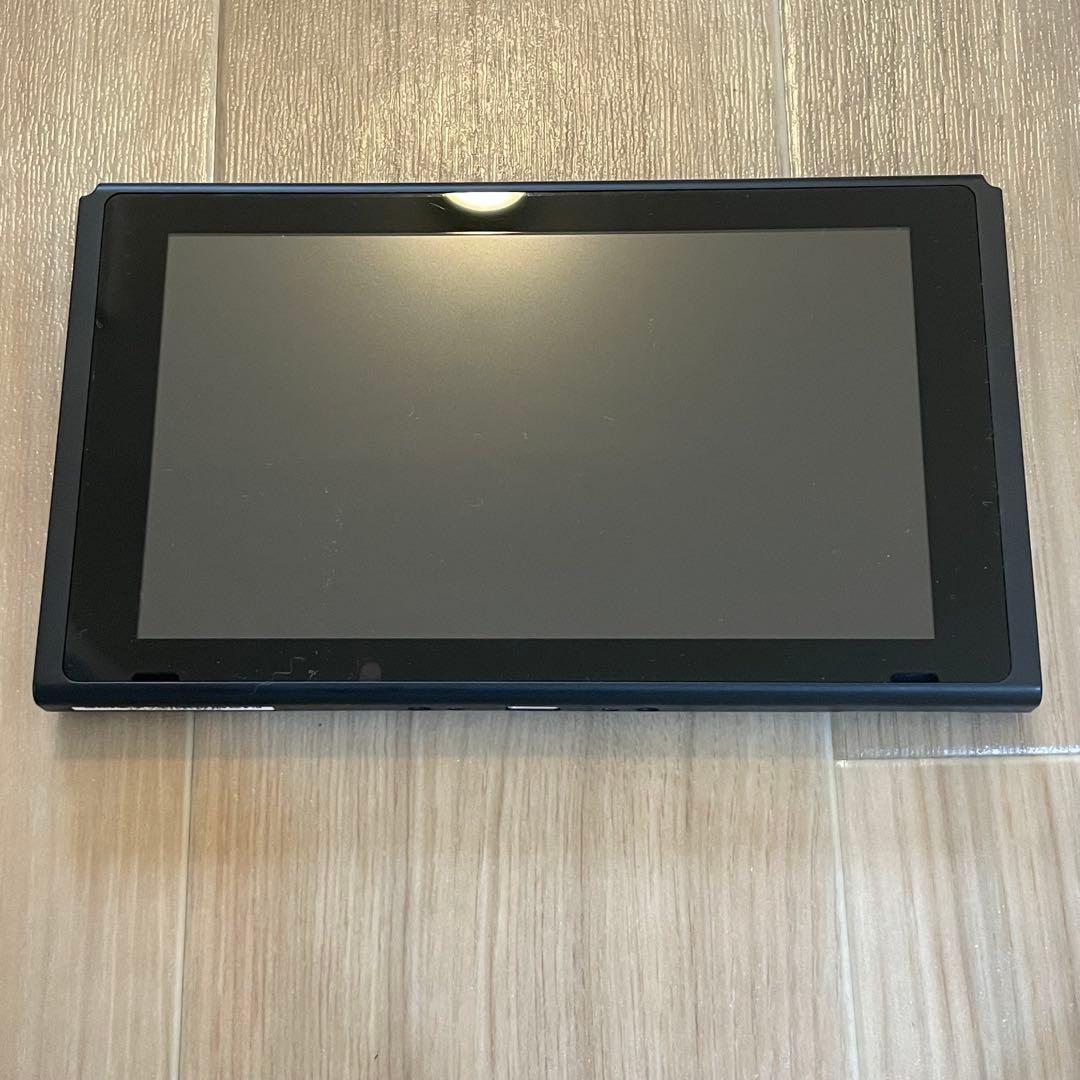 Nintendo Switch 本体 赤／青 付属品完備　一部付属品未開封、新品