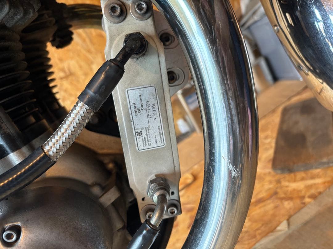 11月のみ値引き　W650 BEETビート オイルクーラー　W800