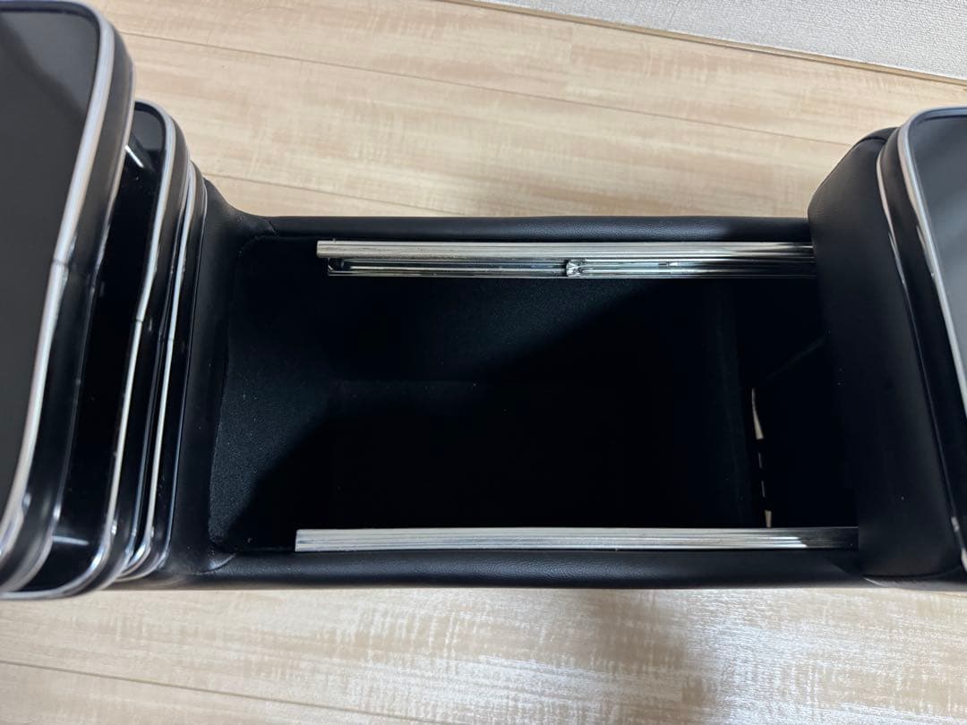 ヴォクシー、ノア、エスクァイア、80系センターコンソール、コンソールボックス