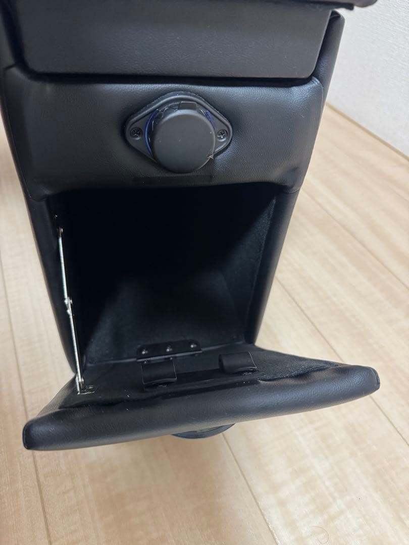 ヴォクシー、ノア、エスクァイア、80系センターコンソール、コンソールボックス