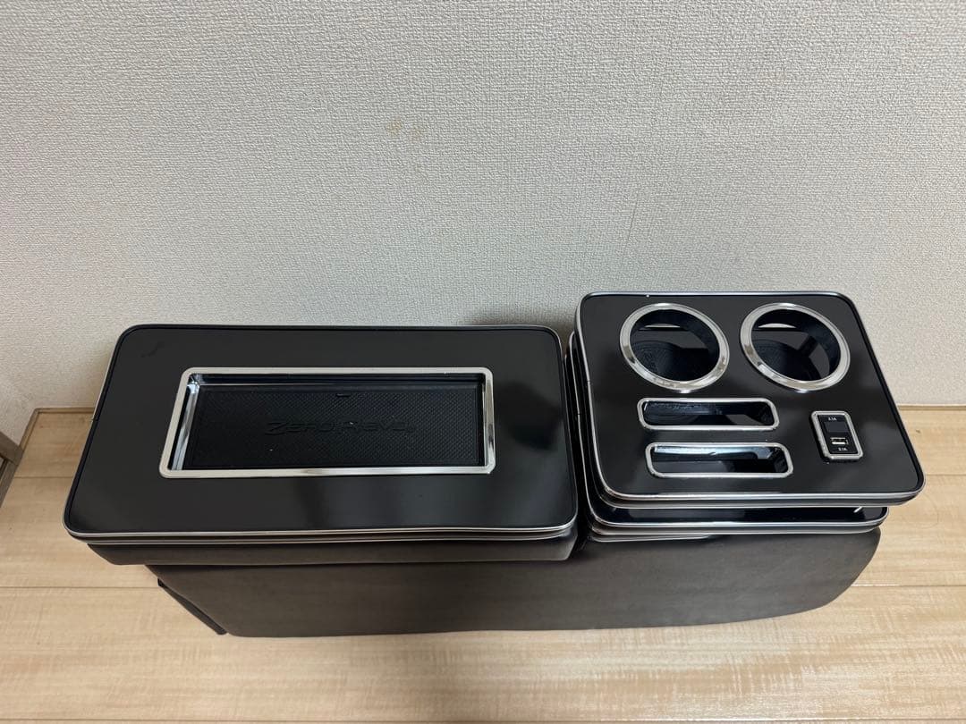 ヴォクシー、ノア、エスクァイア、80系センターコンソール、コンソールボックス