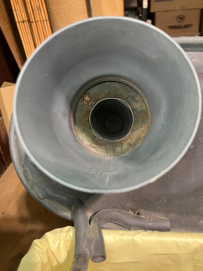 アルテッツア　２００１年式　前期　ＧＨ－ＳＸＥ１０　純正マフラー