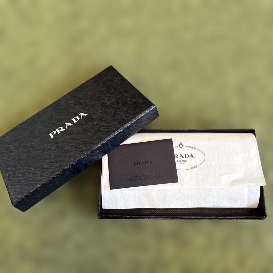 PRADA 長財布 ネイビー レザー