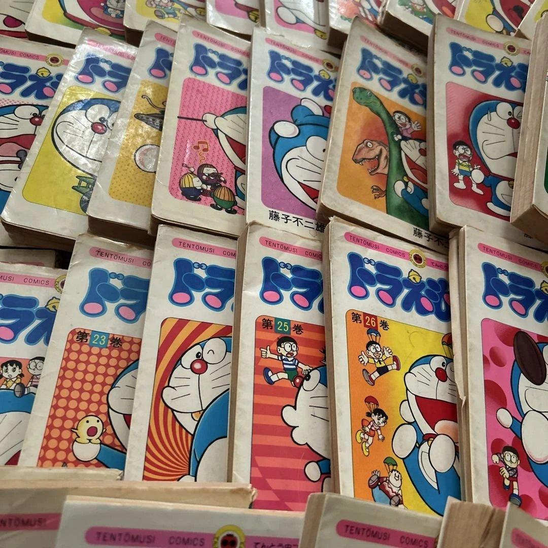 ドラえもん　１巻から４３巻 　４２巻のみなし　初版あり