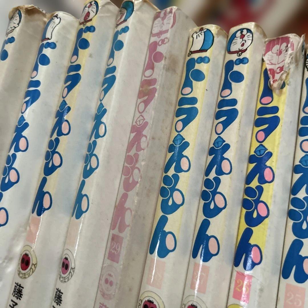 ドラえもん　１巻から４３巻 　４２巻のみなし　初版あり