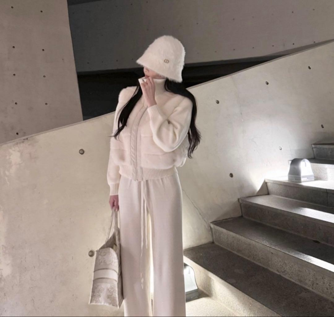 DHOLIC 2WAYニットスリーブエコファーダウンジャンパー