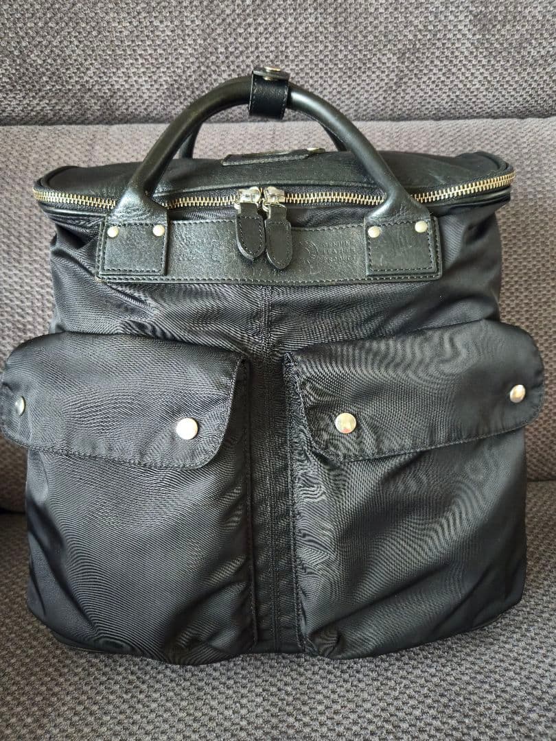 Felisi 17/58/DS+NK フェリージ　リュック