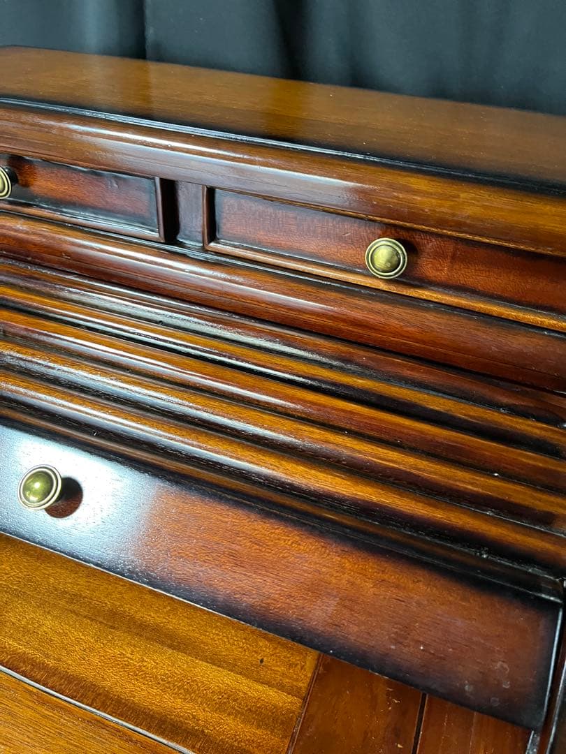 木製ロールトップライティングデスク