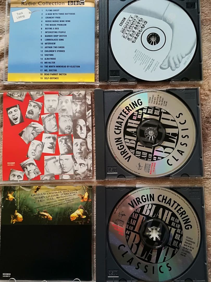 イギリス モンティーパイソンのCD 脚本付き写真集　monty python