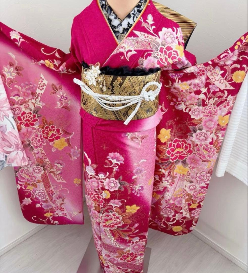豪華振袖フルセット　ピンク 大輪　牡丹　薔薇　　花柄 成人式に