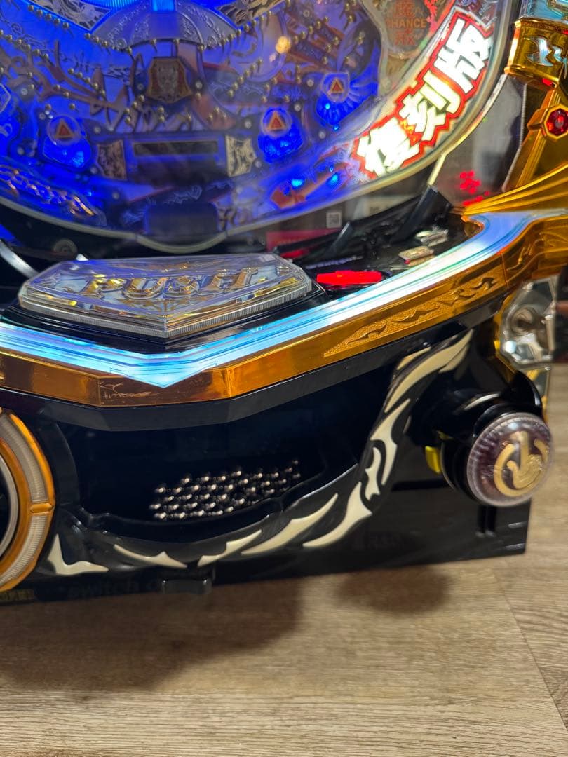 パチンコ実機 + ガラス + 専用ドアキー初代 復活 サンセイ レトロ アミュー