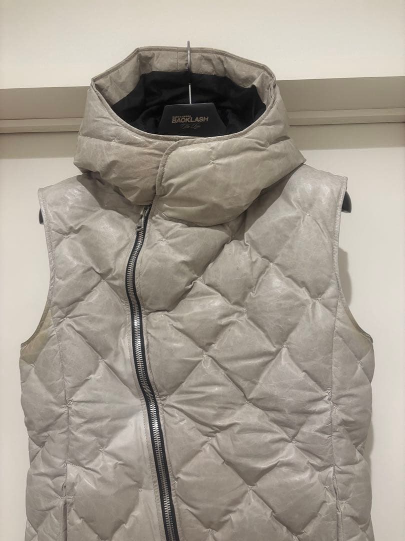 バックラッシュ定価17万円21AW定番ダイヤステッチカンガルーダウンベストL