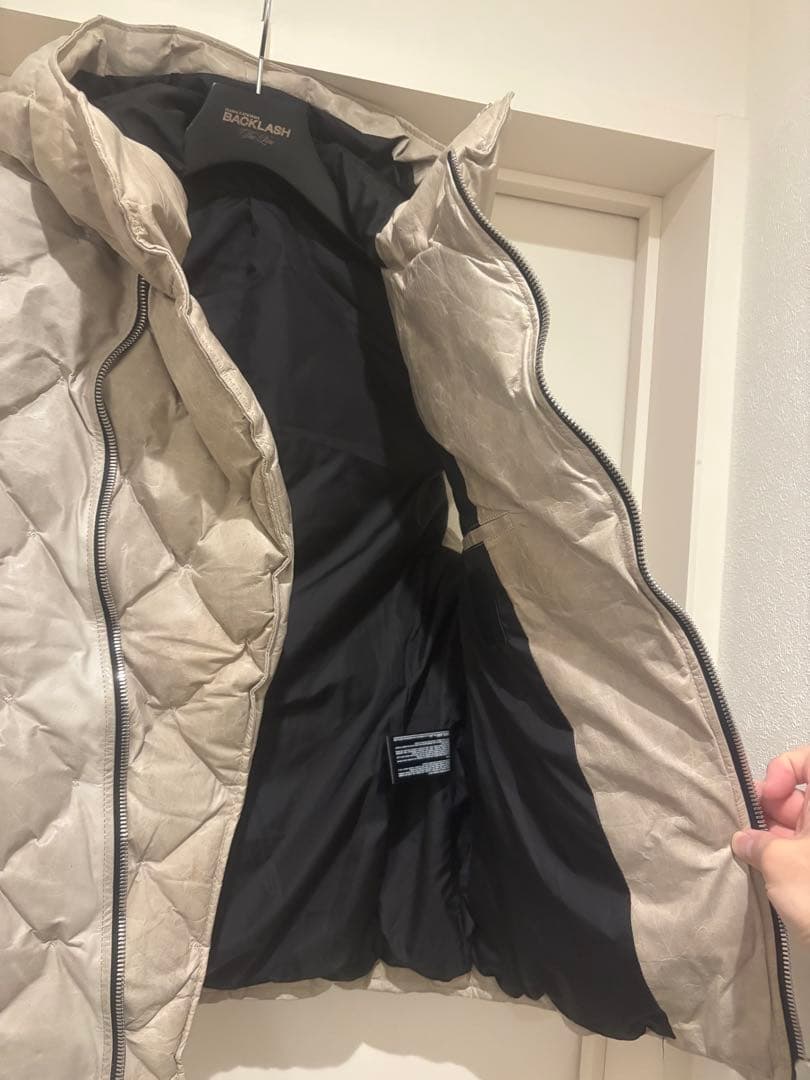 バックラッシュ定価17万円21AW定番ダイヤステッチカンガルーダウンベストL