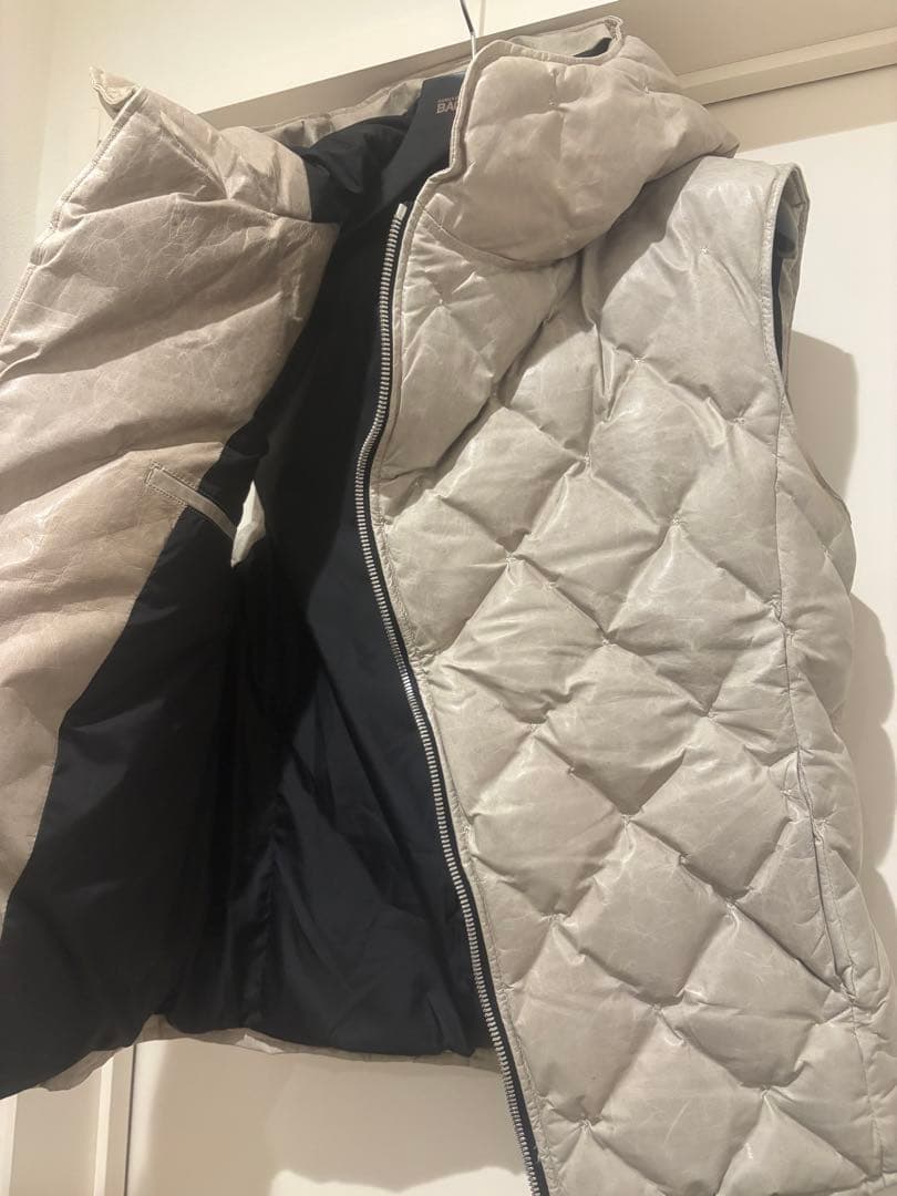 バックラッシュ定価17万円21AW定番ダイヤステッチカンガルーダウンベストL