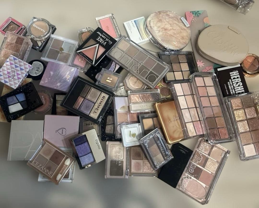 デパコス、プチプラまとめ売り　330点以上✨