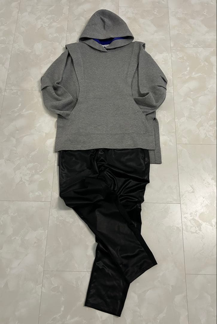 アンスリード 新品 未使用 グレー ニット フーディ パーカー