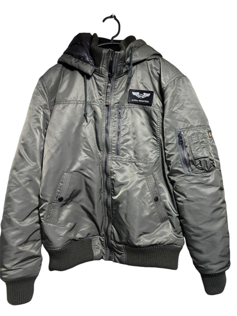 アルファインダストリーズ フライトジャケット フード カーキ オリーブ ワッペン