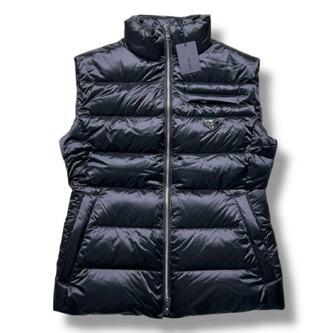 【美品】PRADA ロゴ プレート ダウン ベスト アウター 290546 42