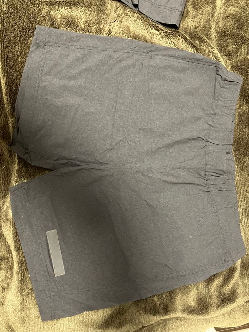 EFFLORESCENCE Tシャツ、パンツ Lサイズ ブラック　セットアップ