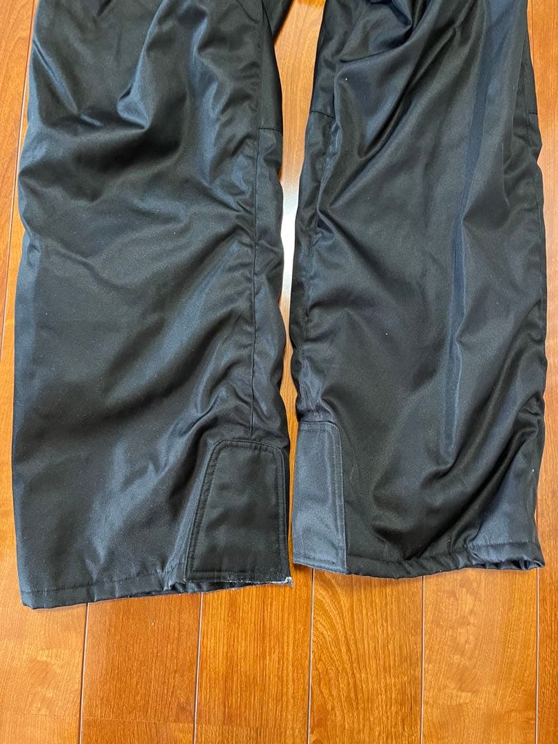 本日限定値下げ❗️美品❣️SＶＥＴ　ＯＮYＯＮＥ　スキーウェア 上下セット160㎝