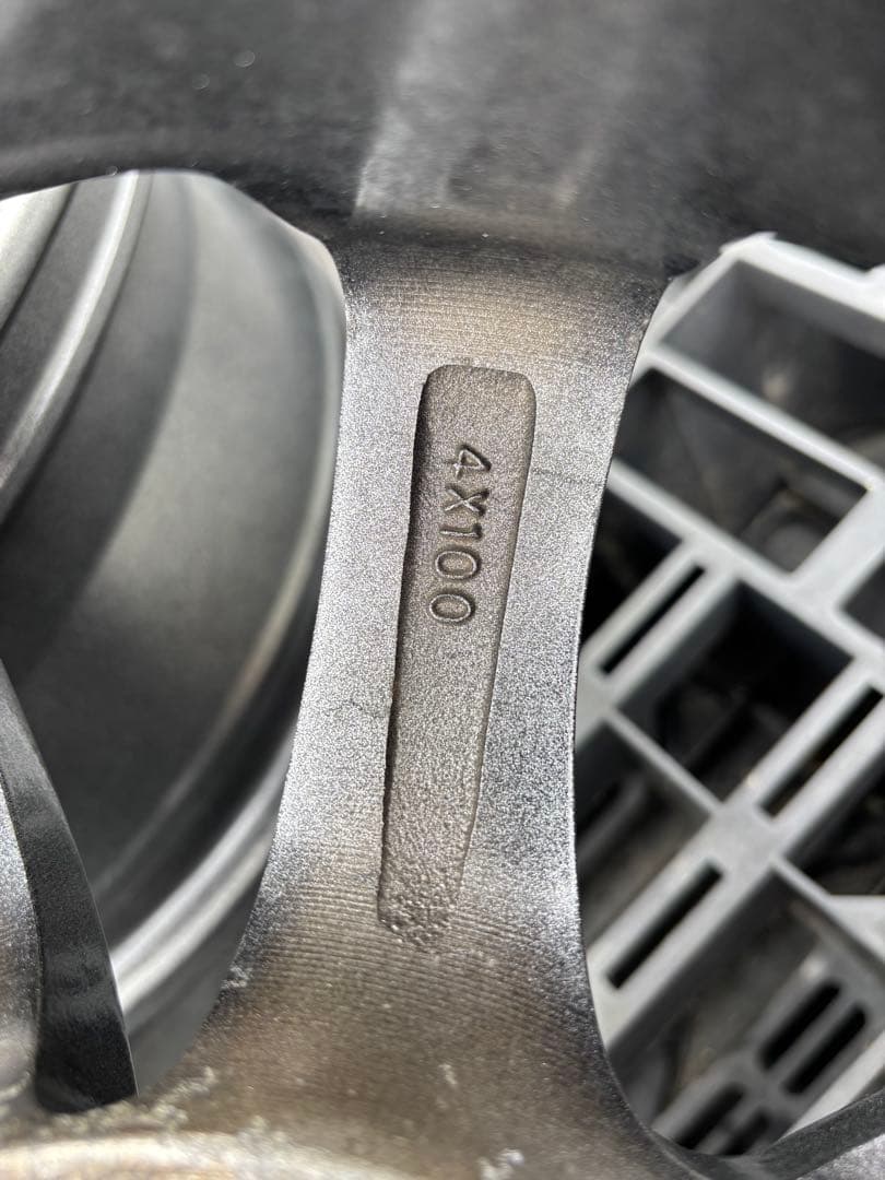 悪羅です/☆ZACK 14インチ ダークグレー ホイール 8スポーク