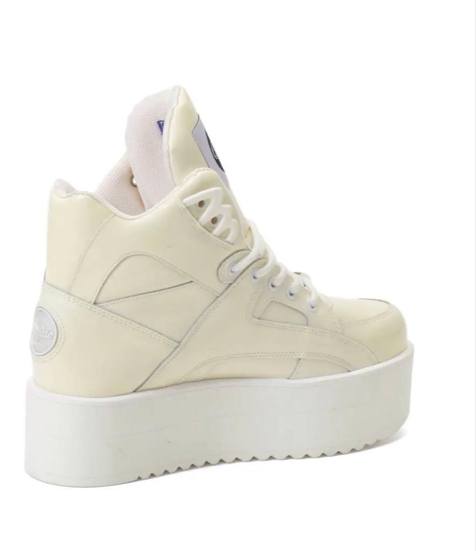 訳あり！BUFFALO／ハイカット厚底スニーカー27cm 新品同様¥69630