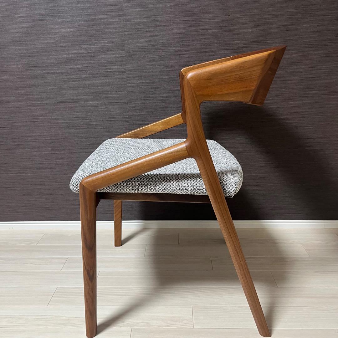 未使用　NAGANO INTERIOR モダンアームチェア　天然木　日本製