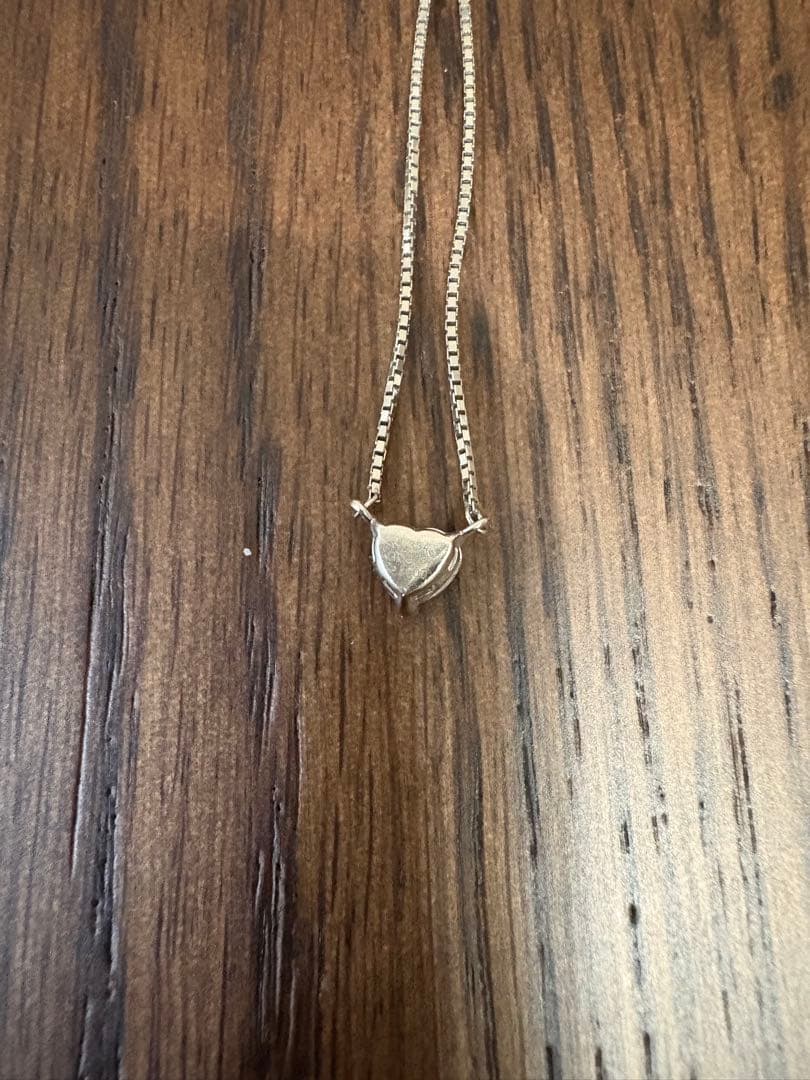 ハート型ダイヤネックレス