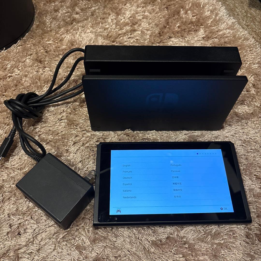 Nintendo Switch 本体 ブラック ドック付き　Joycon無し