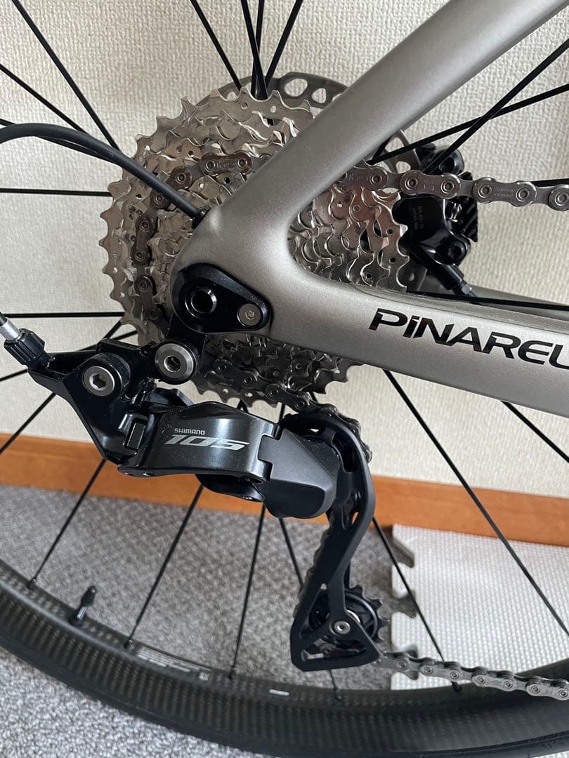 PINARELLO F5 ロードバイク カーボンフレーム Shimano 105