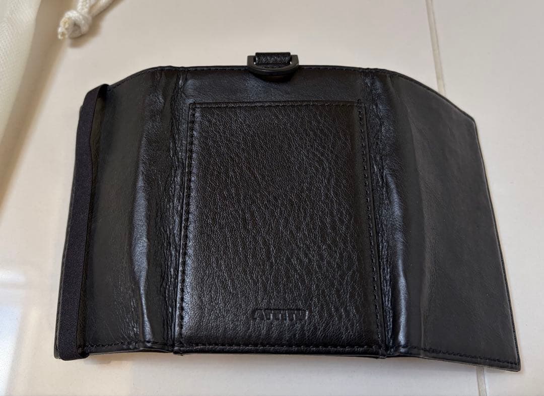 土屋鞄 ATTITU レザーショルダーウォレット